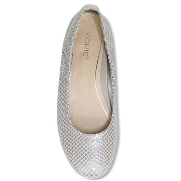 Vionic Ballet Flat Alexa Leather Lizard Aluminum Womens 7.5‎ Arch Support New - Picture 3 of 7